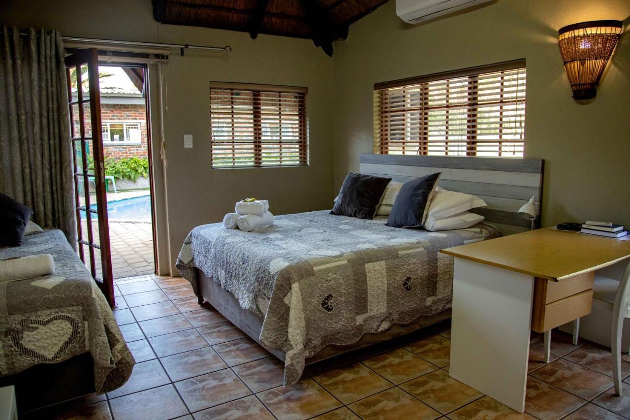 Melsetter'S Guesthouse Bloemfontein Esterno foto