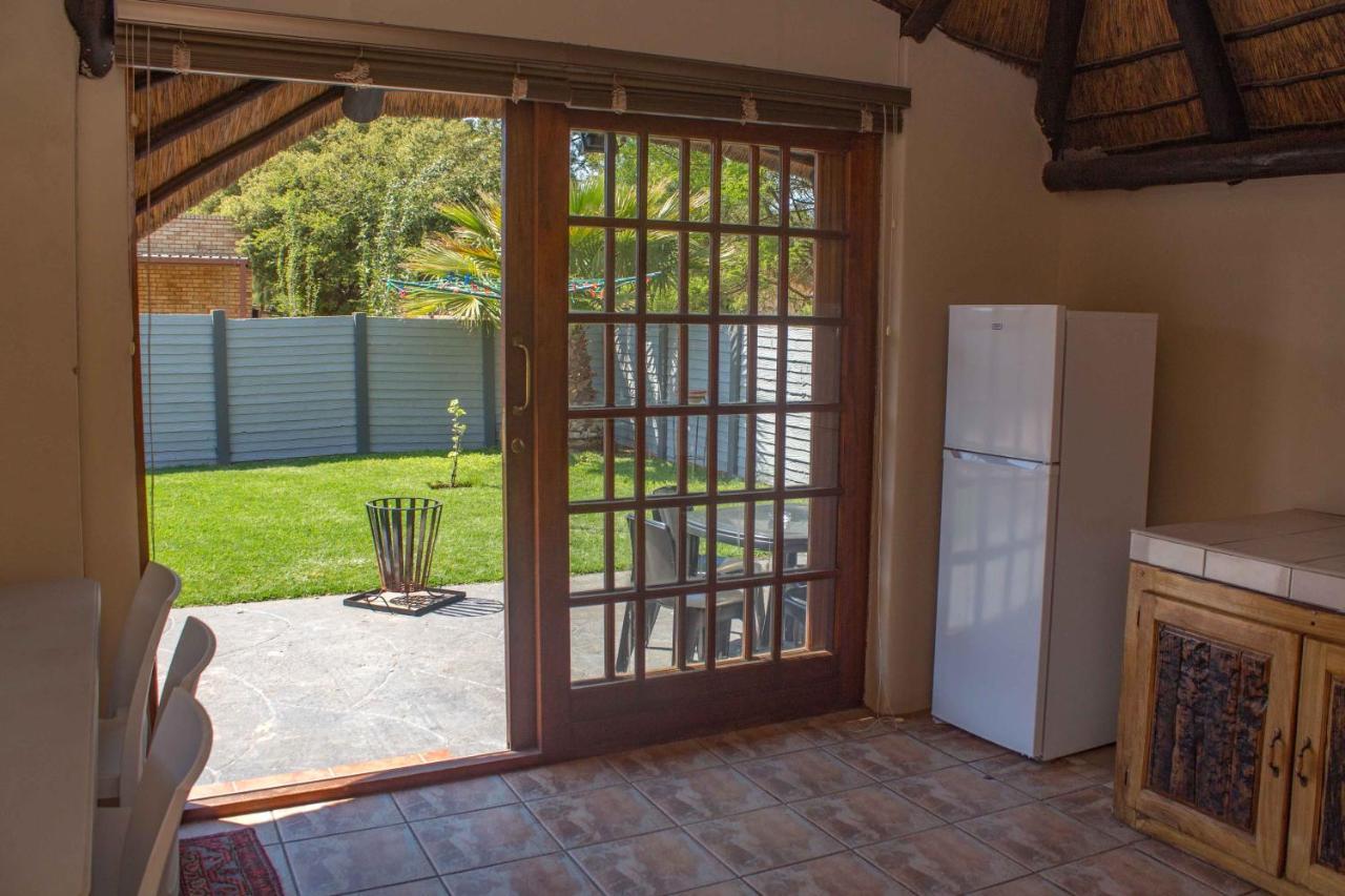 Melsetter'S Guesthouse Bloemfontein Esterno foto