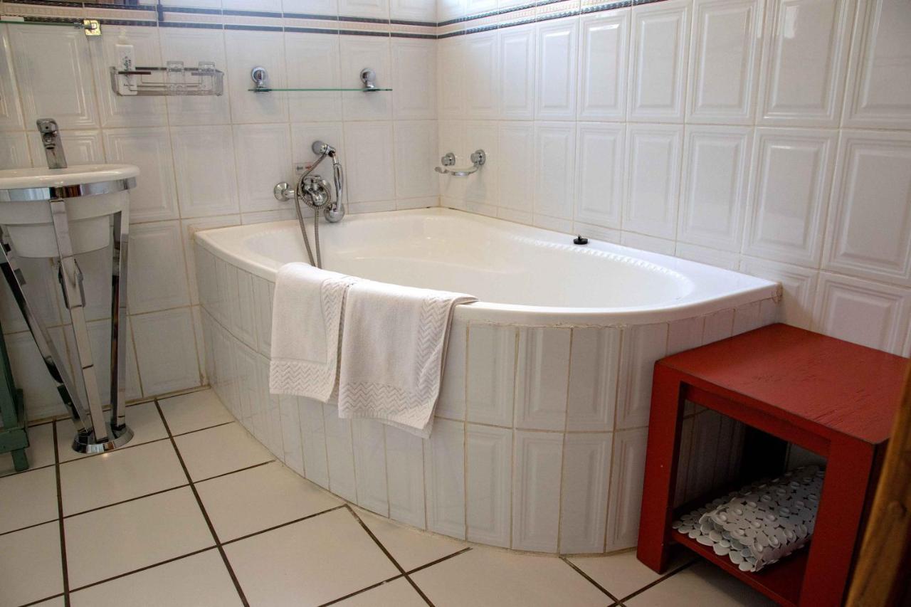 Melsetter'S Guesthouse Bloemfontein Esterno foto