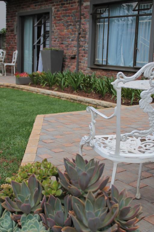 Melsetter'S Guesthouse Bloemfontein Esterno foto