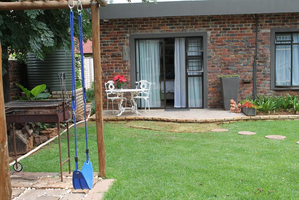 Melsetter'S Guesthouse Bloemfontein Esterno foto