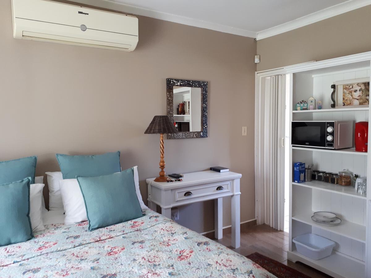 Melsetter'S Guesthouse Bloemfontein Esterno foto