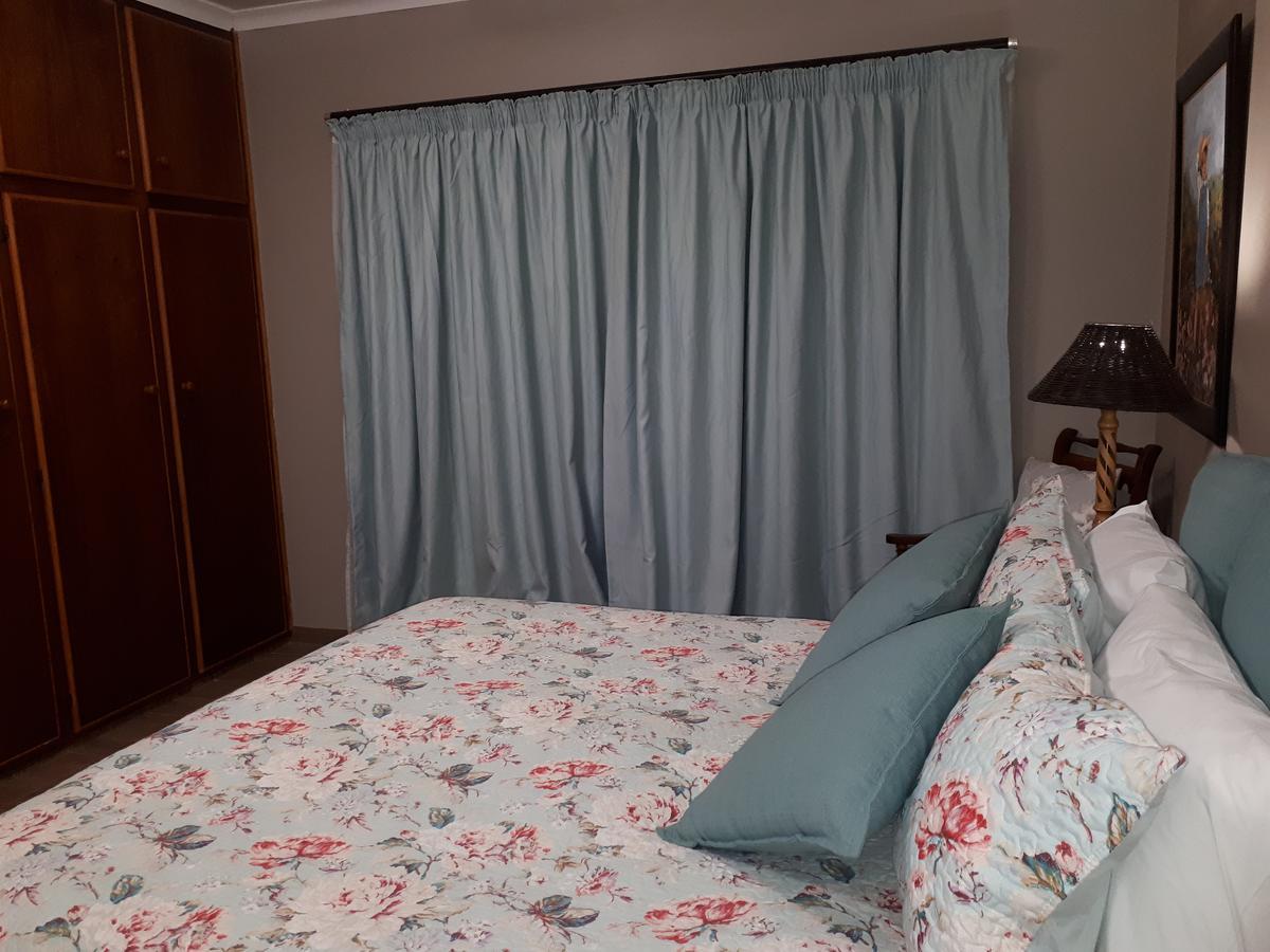 Melsetter'S Guesthouse Bloemfontein Esterno foto