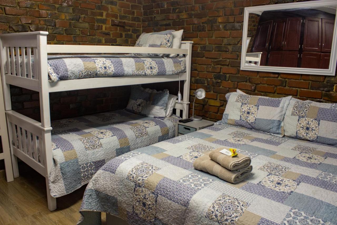 Melsetter'S Guesthouse Bloemfontein Esterno foto